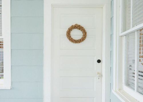 sandpiper cottage holiday wreath